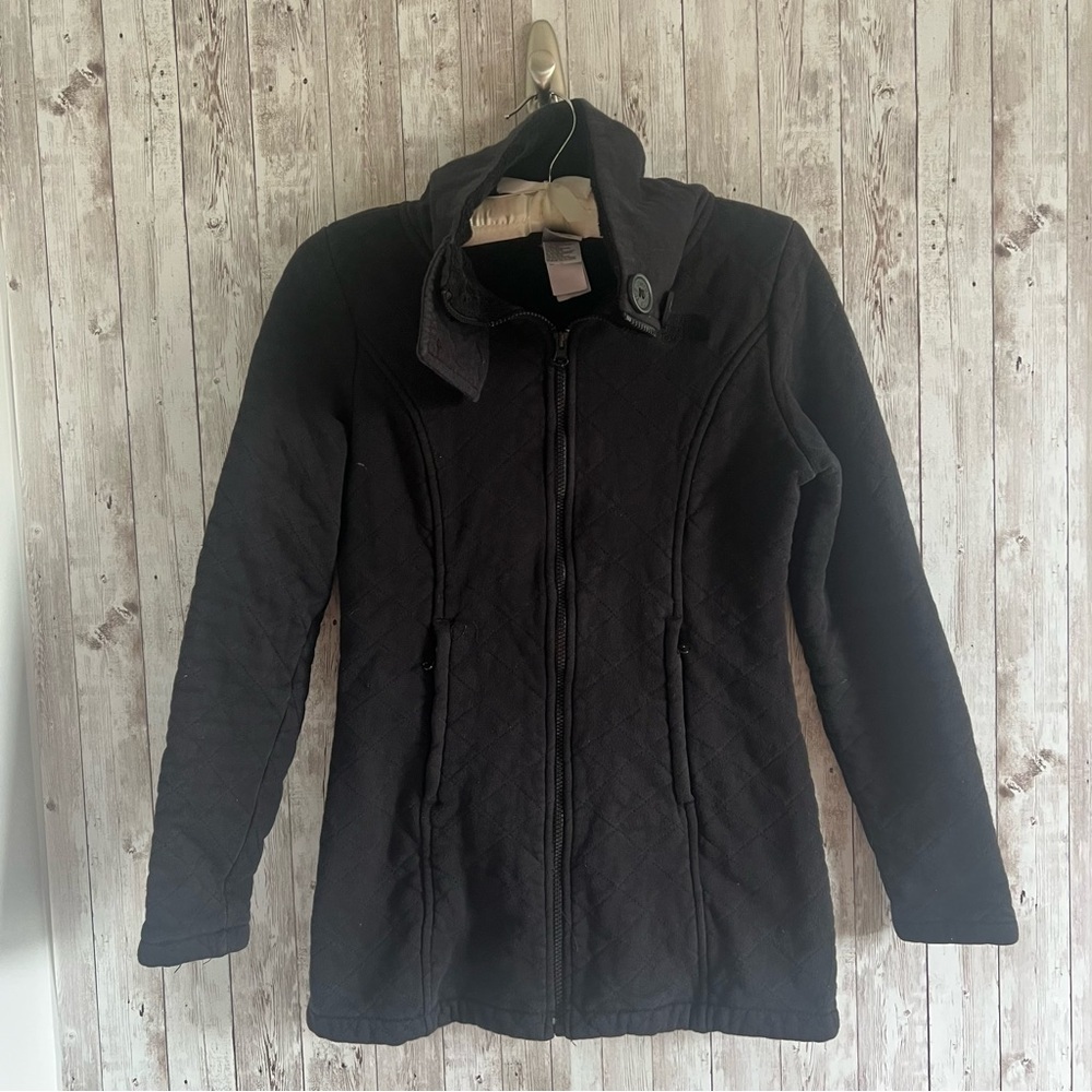 The North Face Black Quilted Jacket with Tailored Fit Small - Picture 1 of 5